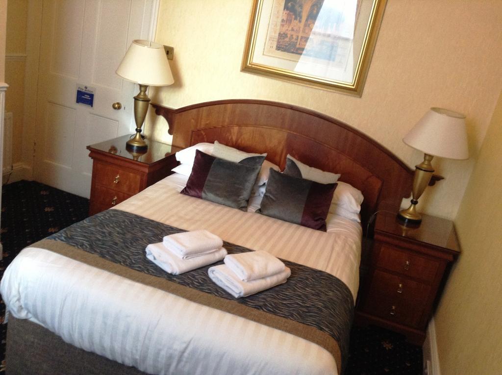 إدنبرة Classic Guest House الغرفة الصورة